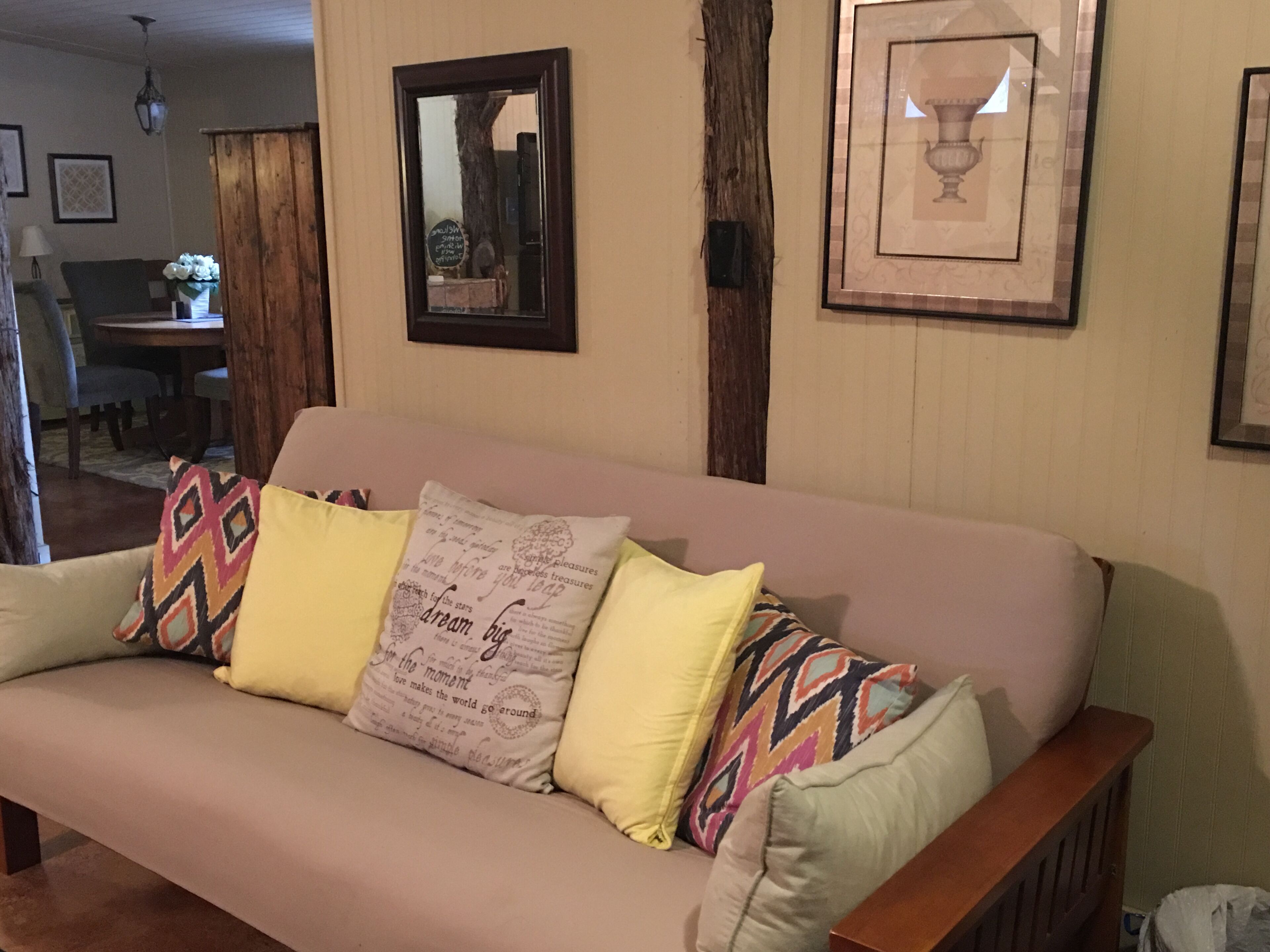 Old Ingram Loop in the Hill Country- Cabin 2