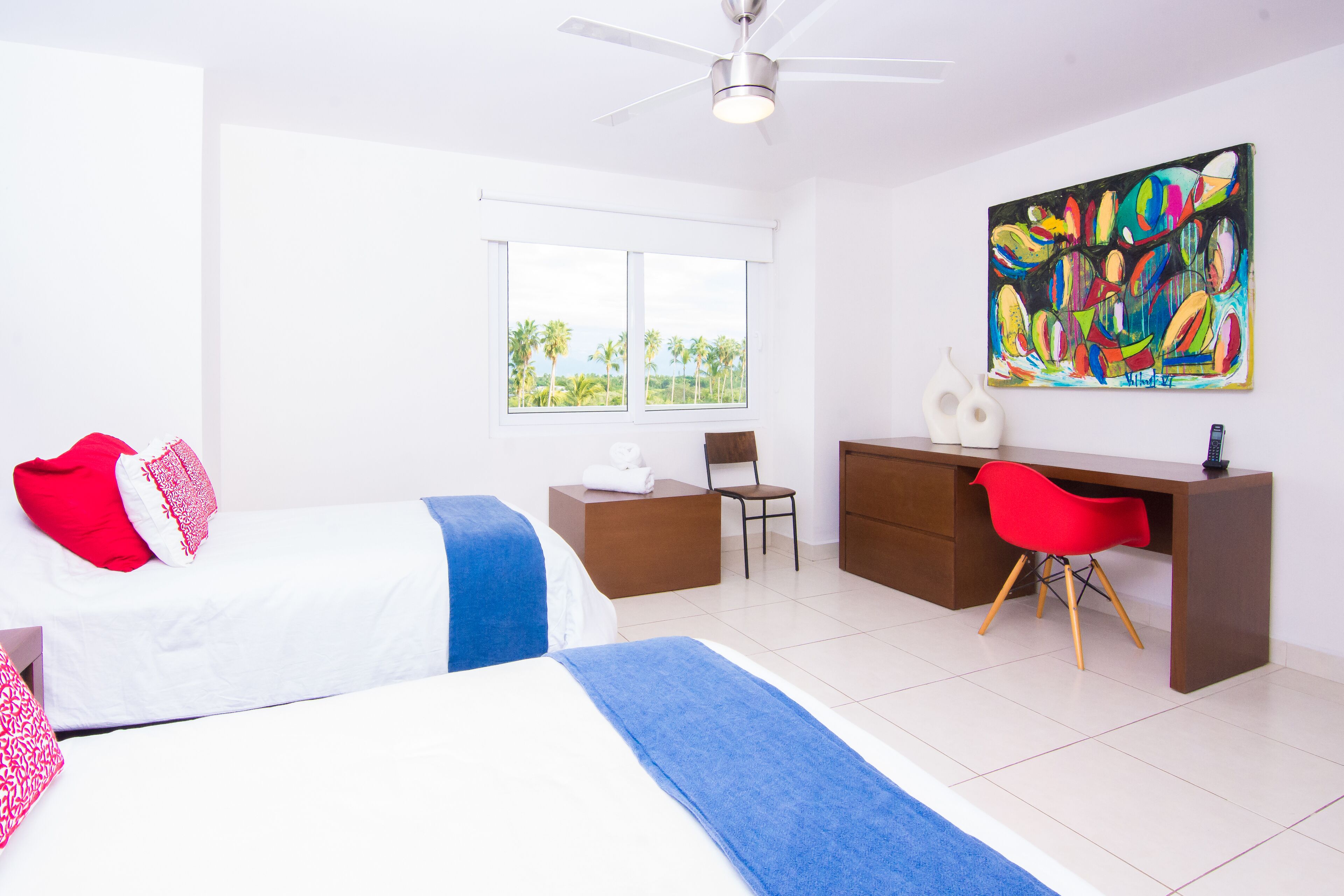 Secondary bedroom
