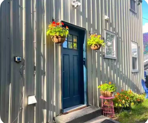 Marathon Historic Apartments-heart of Downtown - Charming 1 bedroom