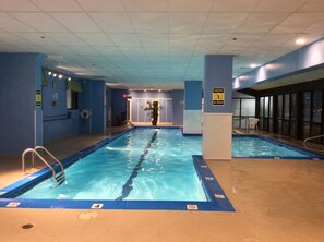 Indoor pool, outdoor pool - Gorgeous Direct Oceanfront (Ocean City)