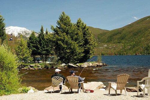 Lemmon Lodge Riverfront Cabin #12 with Private Beach on Grand Lake!