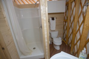 Towels - Secluded yurt on Blue Ridge Pay & MTS Trl with hot tub, only 15min from downtown (Asheville)