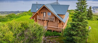 Smukke Log Hjem med fantastisk udsigt