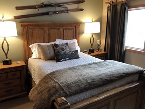 3 bedrooms, desk, iron/ironing board, travel cot - Don't Miss This One!  Gorgeous, Upscale Mountain Retreat (Avon)