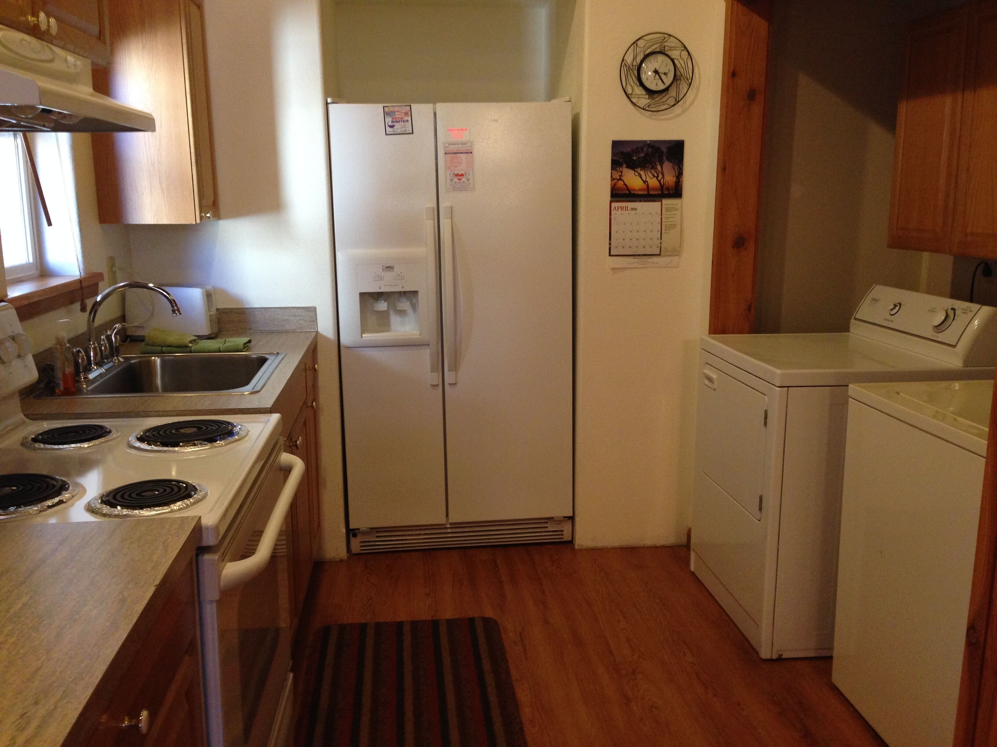 Private Hot Tub - Best Value!  Sleeps 6 -