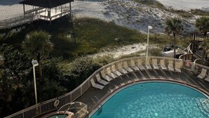 A swimming pool with a view of the ocean and beach. - Gulf View, Steps from the Beach, Family Friendly (Destin)