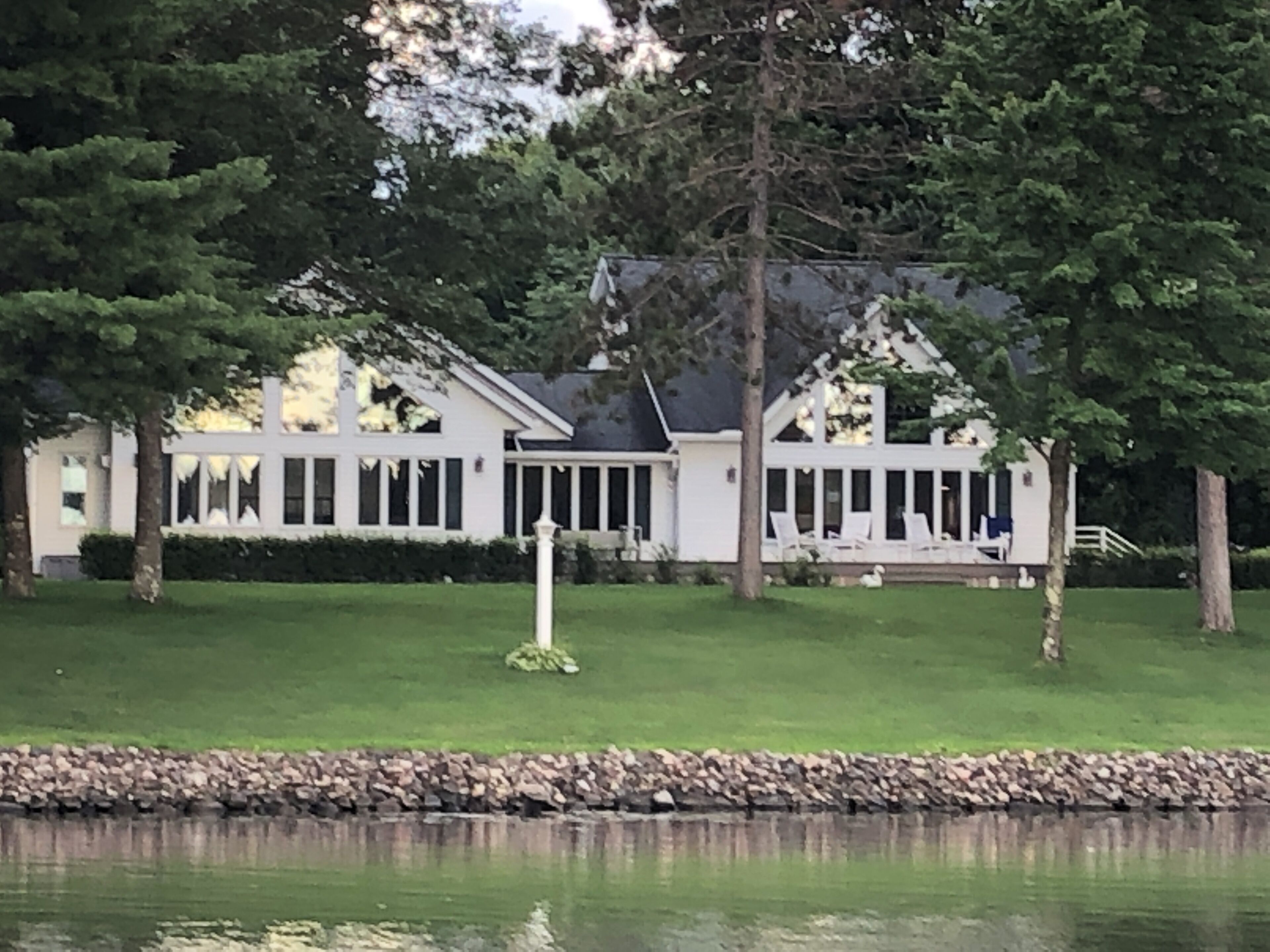 Spectacular Lake House in Northern Wisconsin