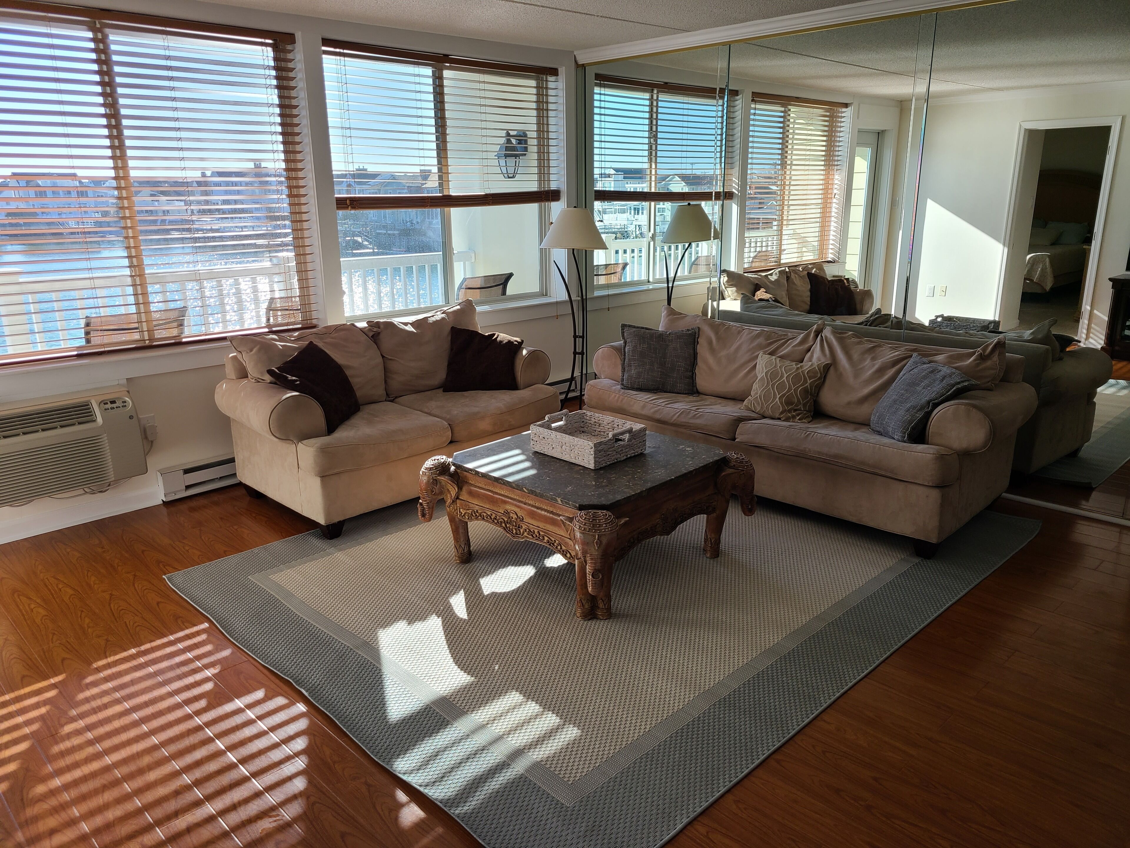 Shore Getaway Right in the Middle of Town and Waterfront View!!