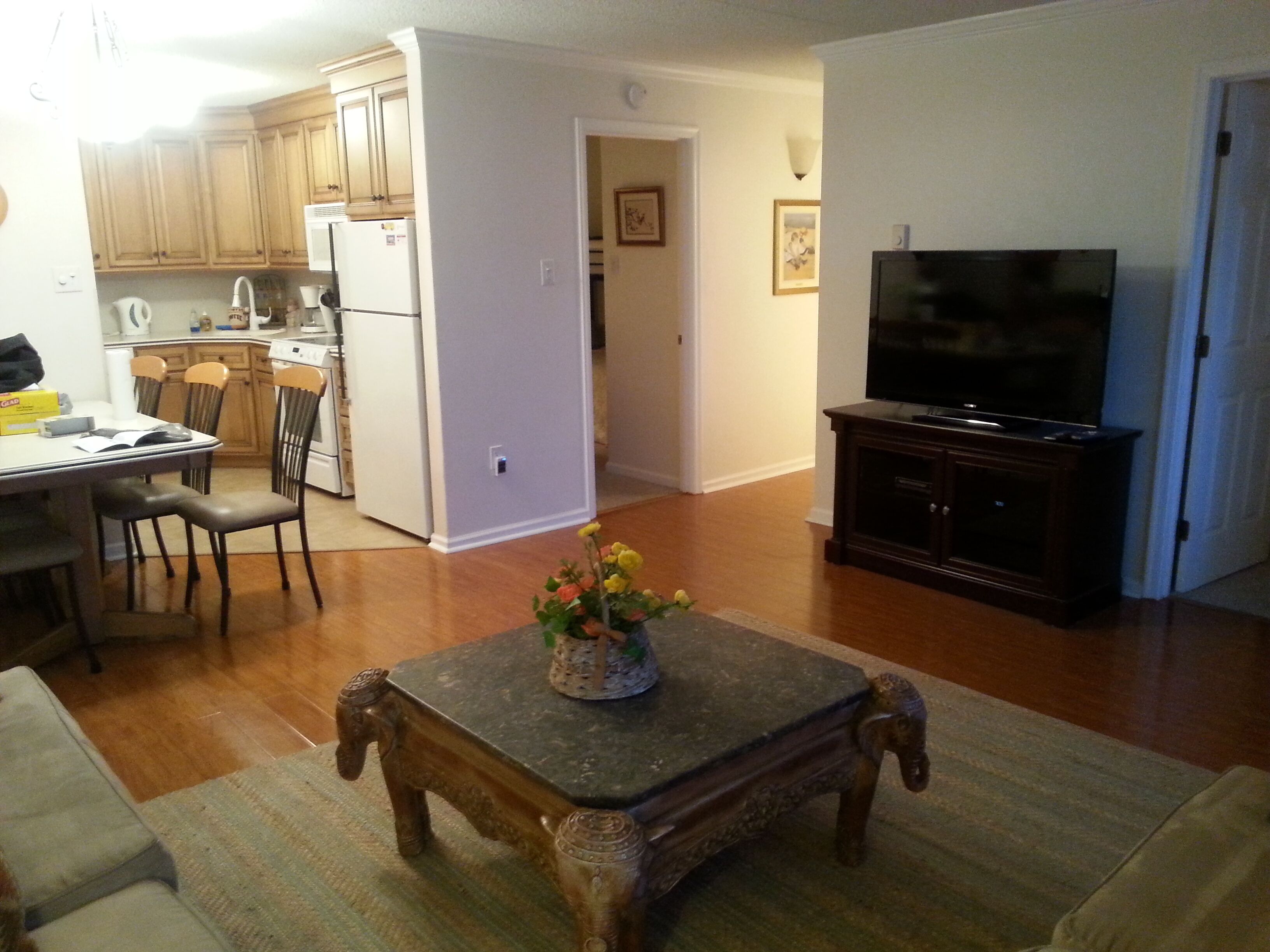 Shore Getaway Right in the Middle of Town and Waterfront View!!