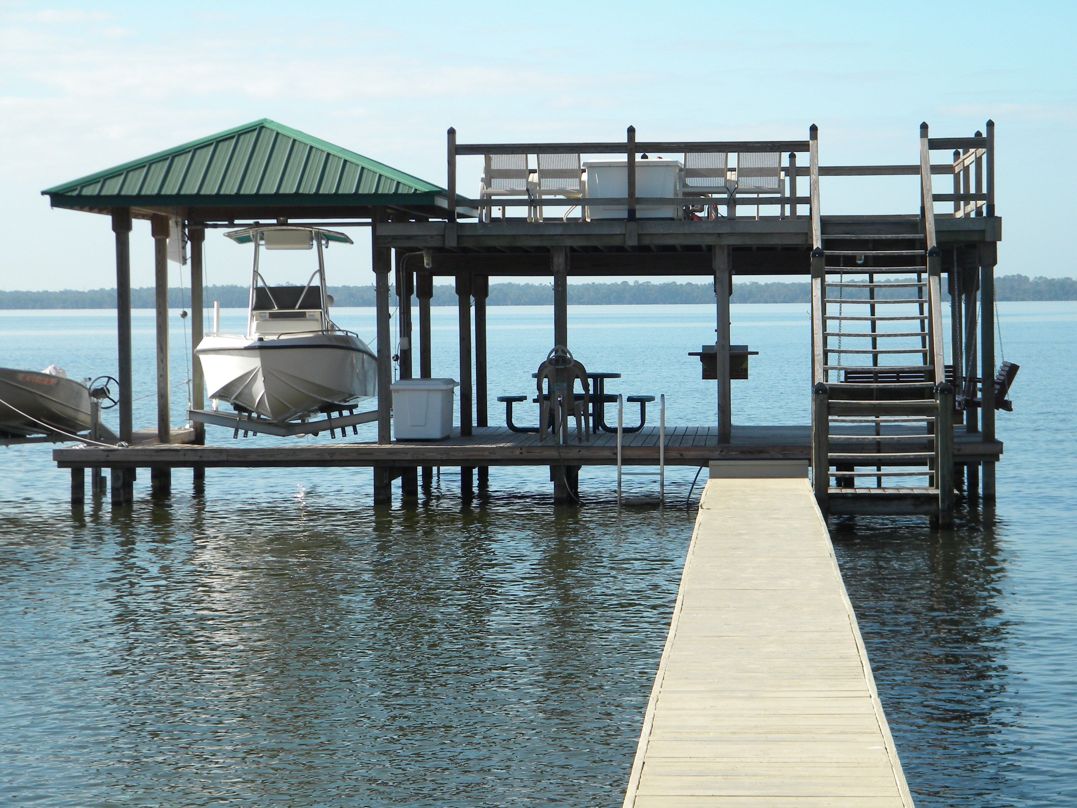 The Perfect 4 Bedroom On Lake June!