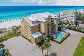 Exterior - Beachfront-Amazing Location! Beautifully remodeled #destinfl (Destin)