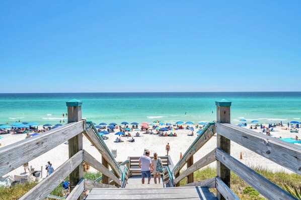 Beach nearby - Sunset Seeker-Gulf Side 30A Villa w/ Community Pool,Pet Friendly! (Seacrest Beach)