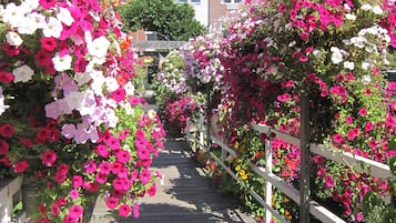 Enceinte de lâhĂ©bergement
