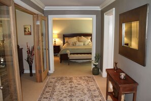 2 Schlafzimmer, Schreibtisch, Bügeleisen/Bügelbrett, kostenloses WLAN