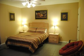 2 bedrooms, iron/ironing board, WiFi, bed sheets