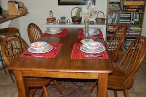 The dining room nook.