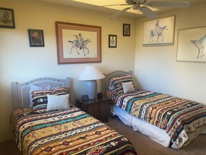 2 bedrooms, iron/ironing board, free WiFi, bed sheets - Spectacular, Scenic Sedona Escape (Sedona)