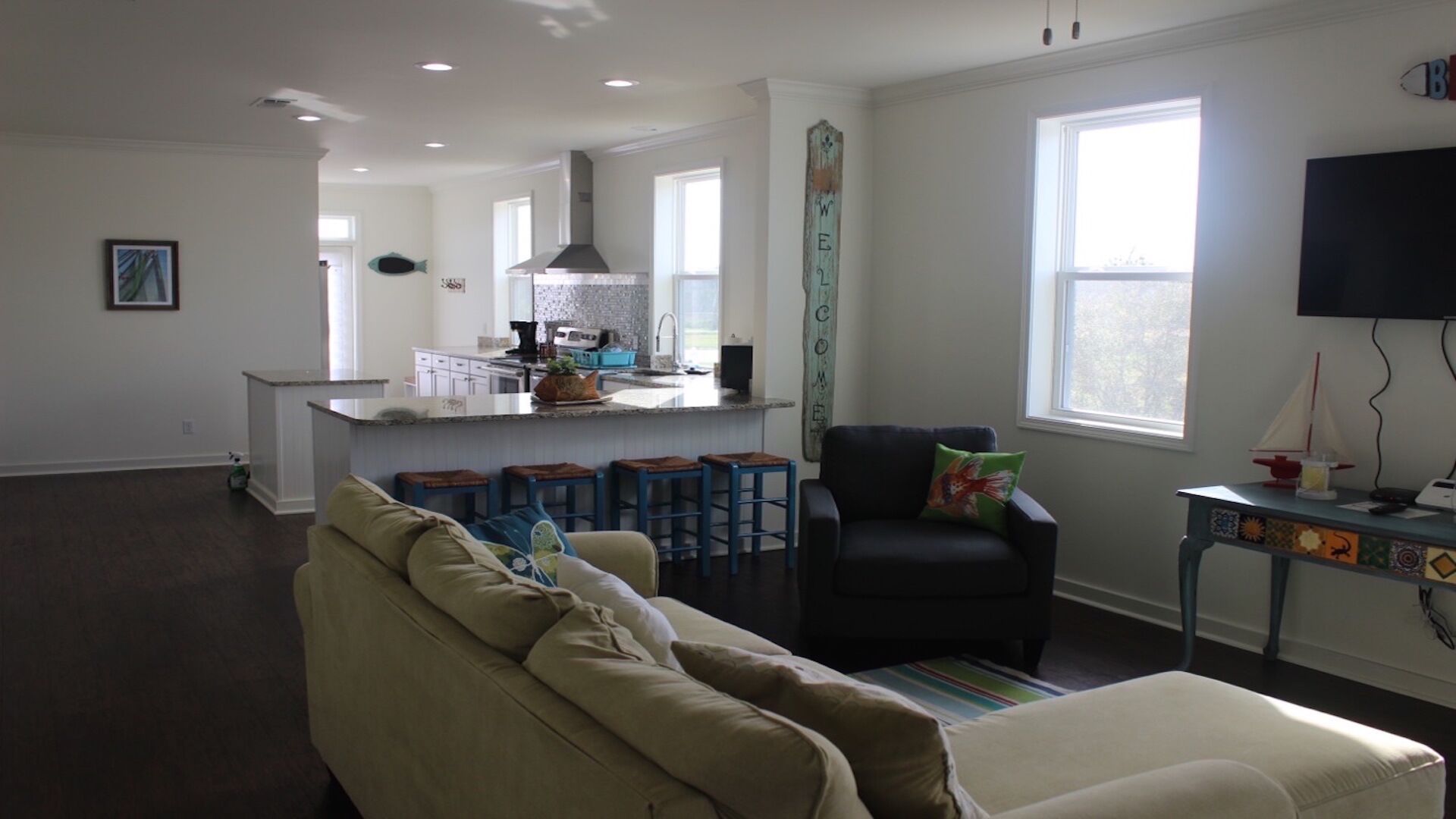 Walk to the Beach! Home In The Pass is close to everything.