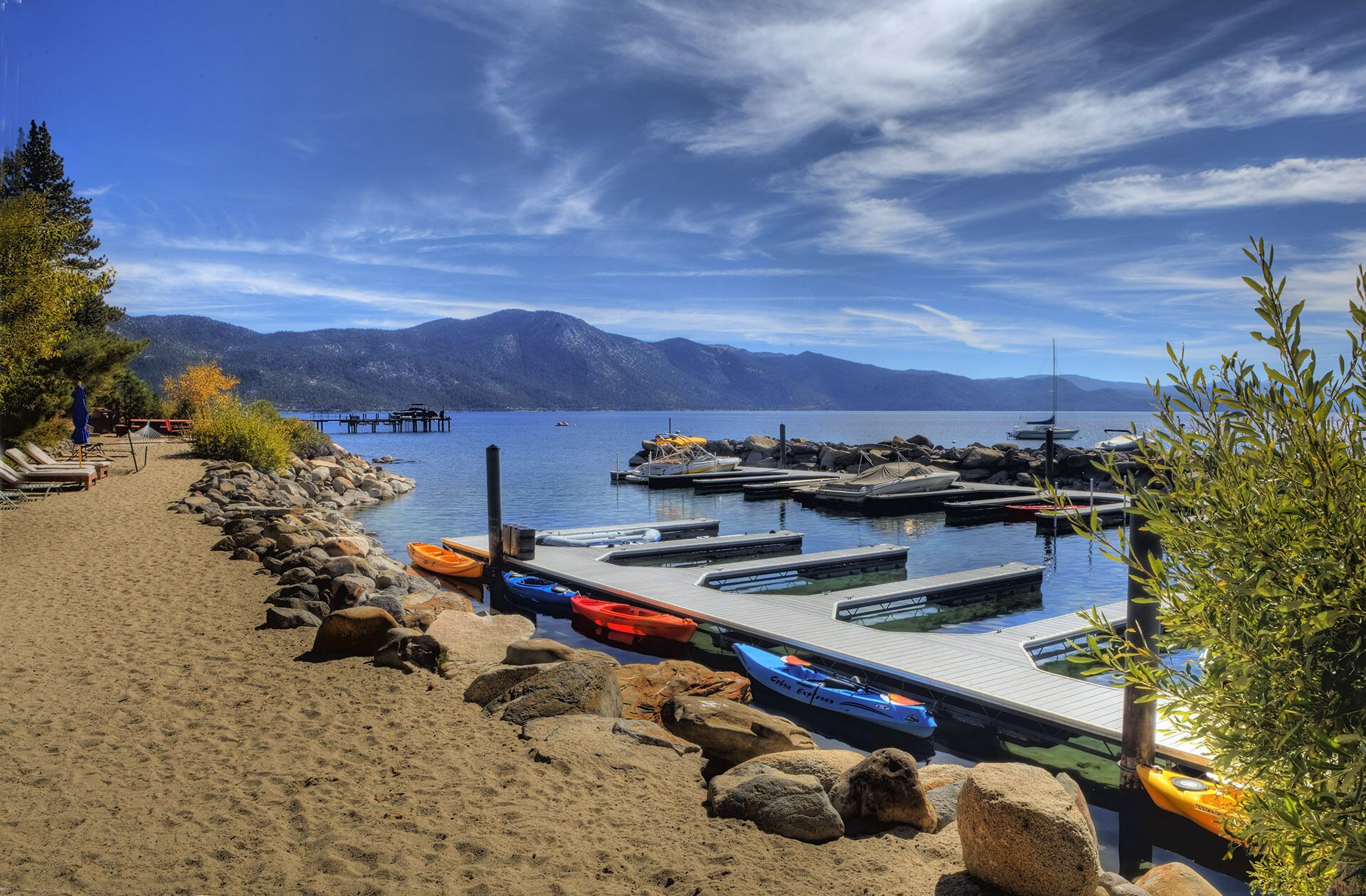 Crystal Shore Villas -Lake/Beachfront 2b/2b -READ BELOW BEFORE you Request 