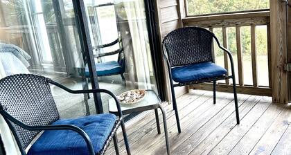 Oceanfront 4BR Duplex. Full Ocean & Marsh katselua. Suuri Hinnat