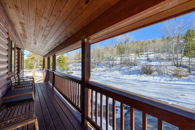 Big mountain views for big groups at Ski Granby Ranch! 

