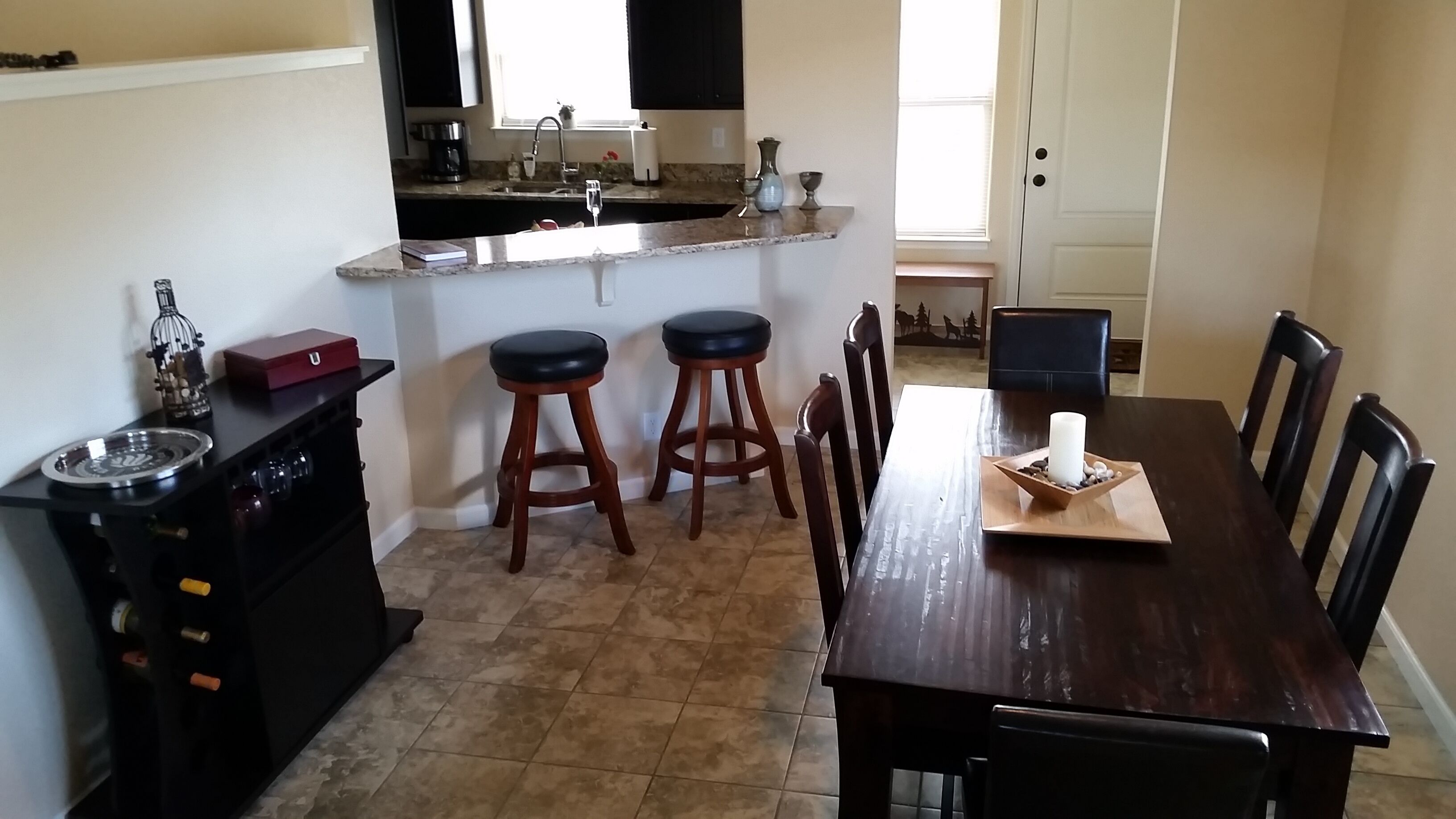 On Bike Path, Walk to Brewery/Winery, Room For Your Family, BBQ Grill on Porch