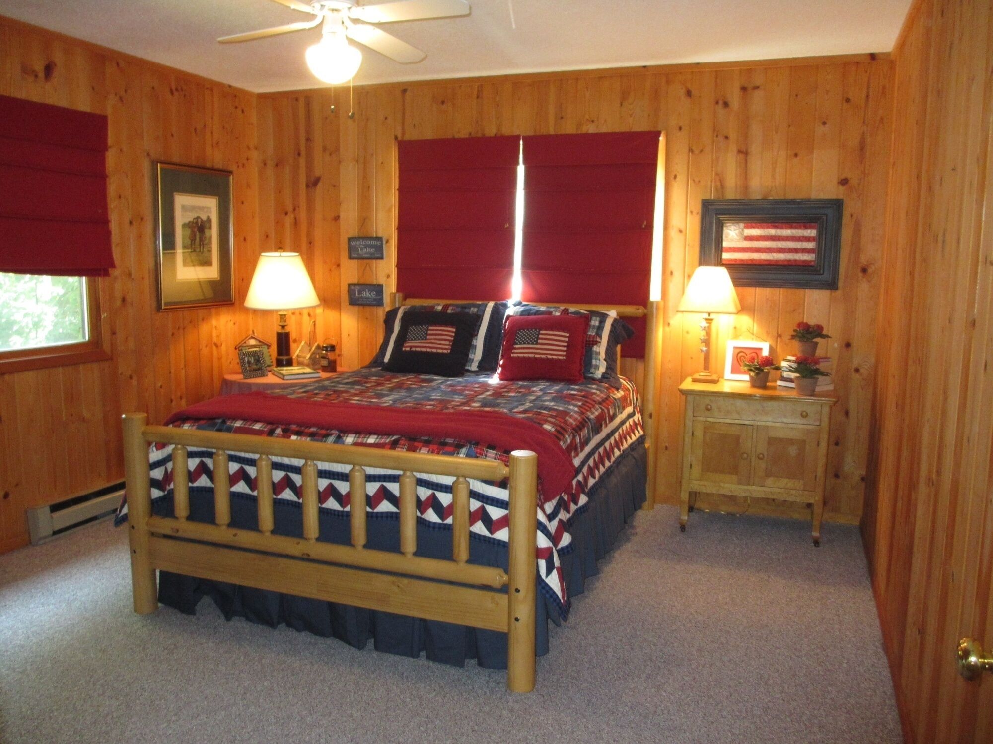 Room to Relax on Big Wood Lake with Pontoon Boat Option!  Available Year Round!