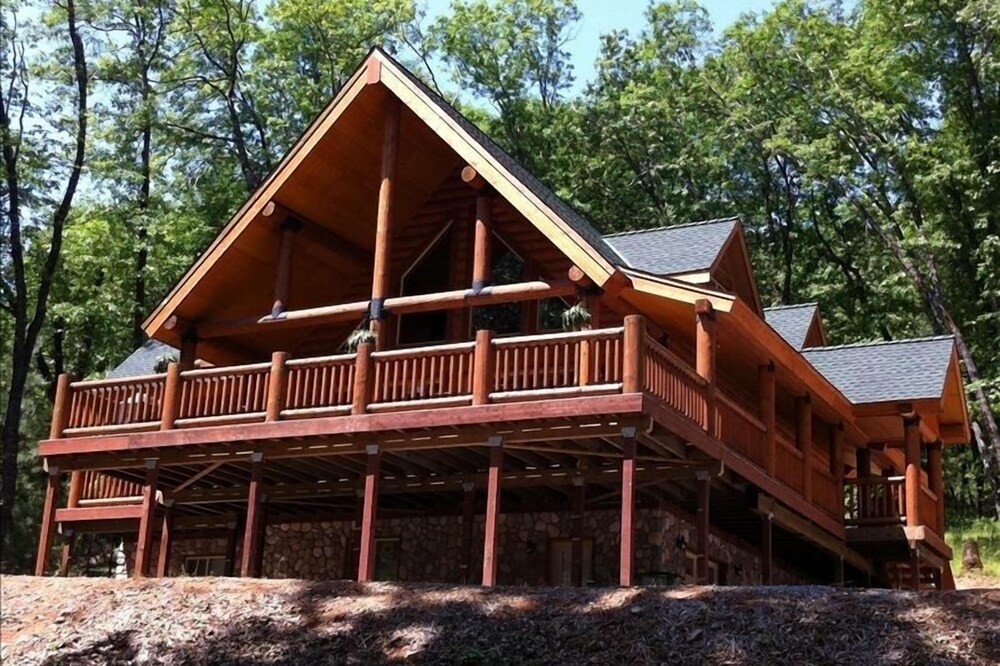 Myers' Hillside Hideaway w/ Boat Slip