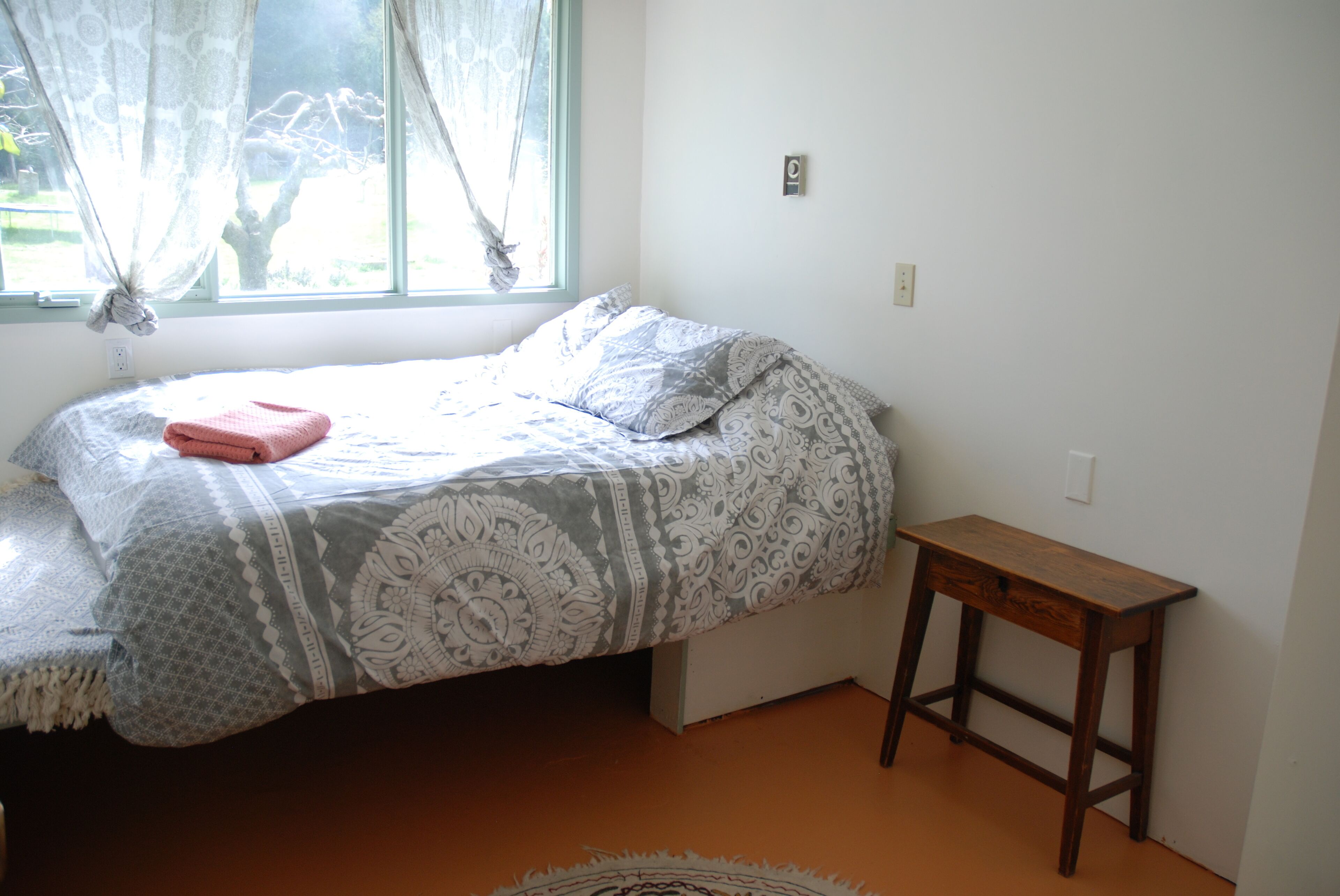 Family Friendly Rancher on Galiano Island, 5minutes to Montague Marine Park