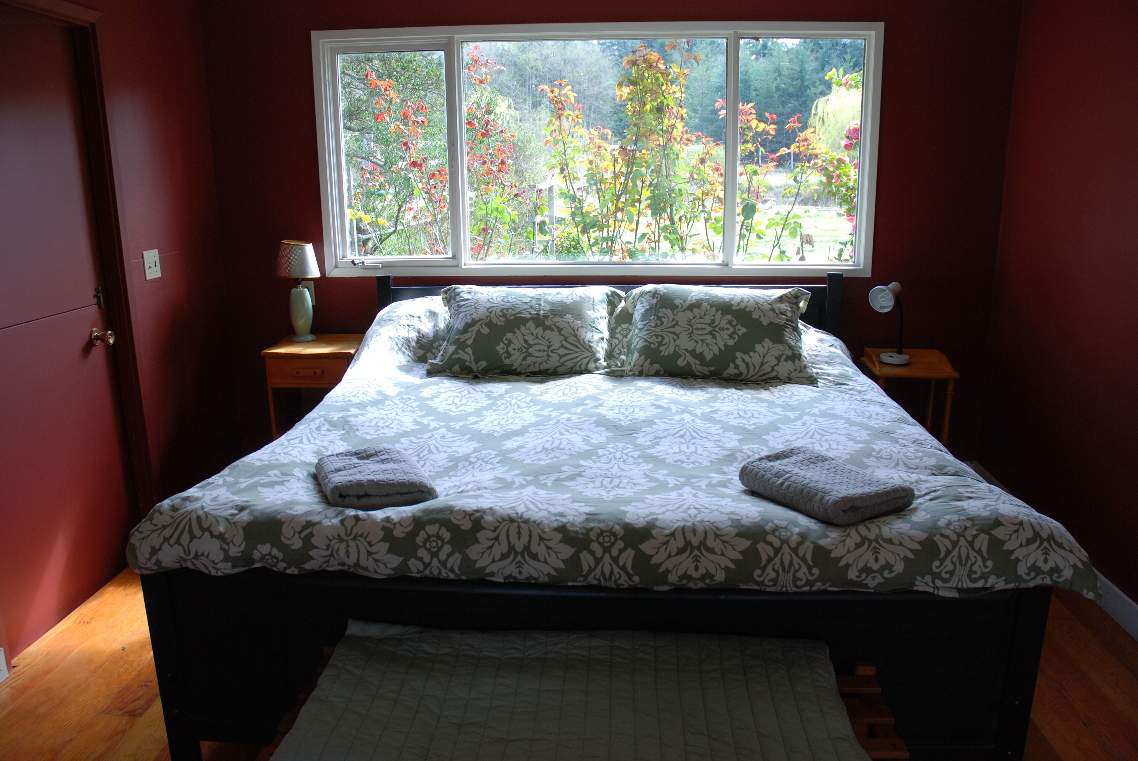 Family Friendly Rancher on Galiano Island, 5minutes to Montague Marine Park