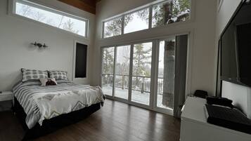 3 Schlafzimmer, BĂŒgeleisen/BĂŒgelbrett, kostenloses WLAN, BettwĂ€sche