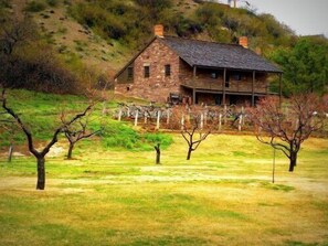 Exterior - Relaxing Retreat in Ivins — Near Snow Canyon & Tuacahn Amphitheatre (Ivins)
