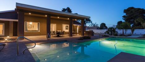 Outdoor pool, a heated pool