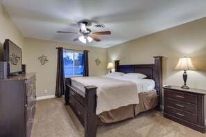 5 Schlafzimmer, Bügeleisen/Bügelbrett, Reisekinderbett, kostenloses WLAN