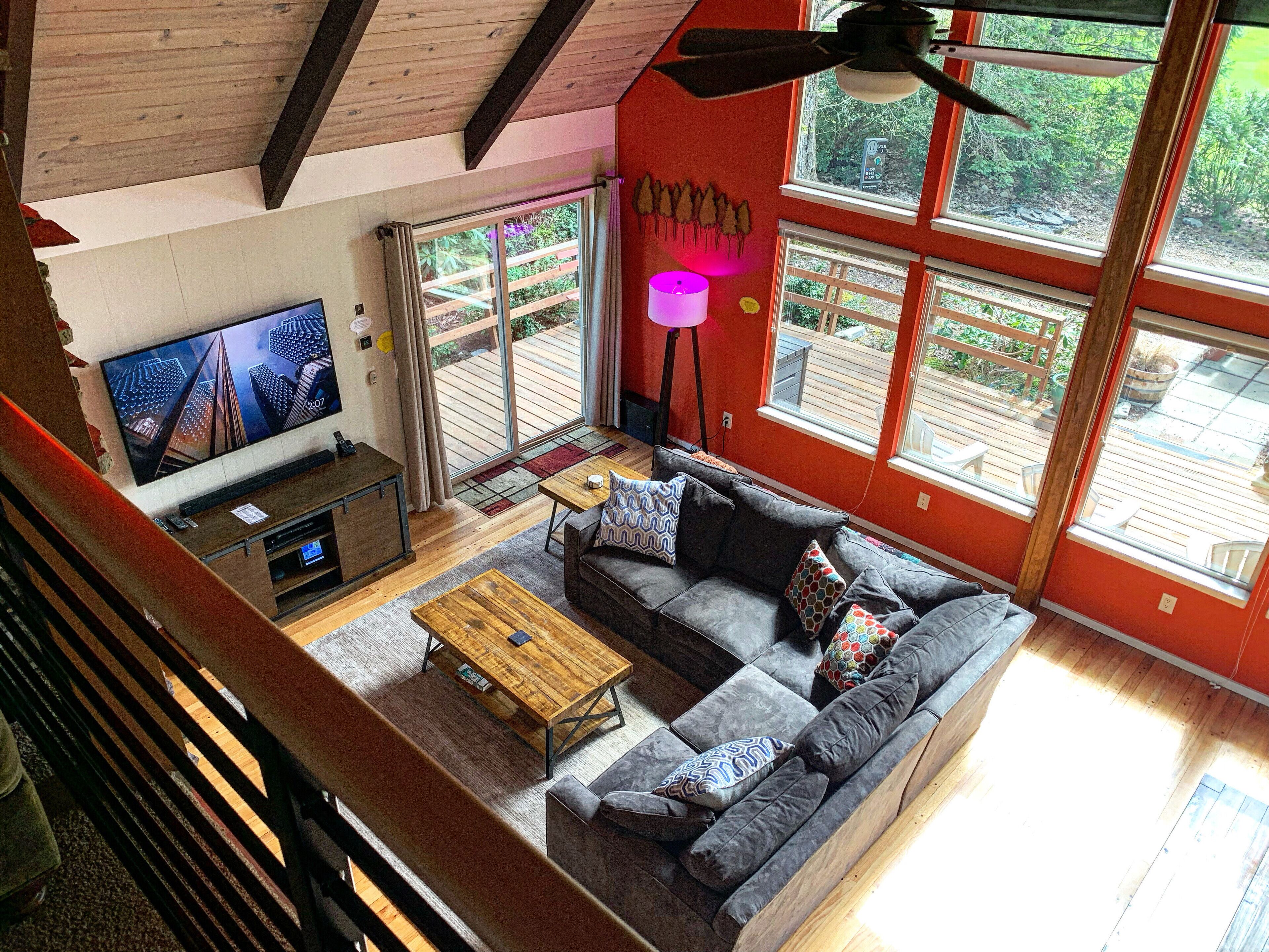 Alderbrook Golf Retreat - with fast Wi-Fi and EV charger