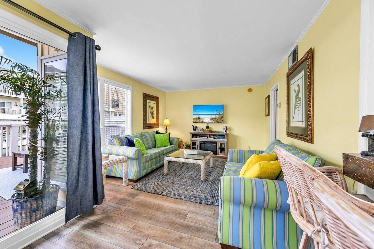Photo 10 of Canal Front - Bring Your Boat!! Great Rates !!!