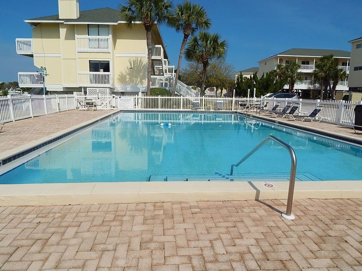 Photo 20 of Canal Front - Bring Your Boat!! Great Rates !!!