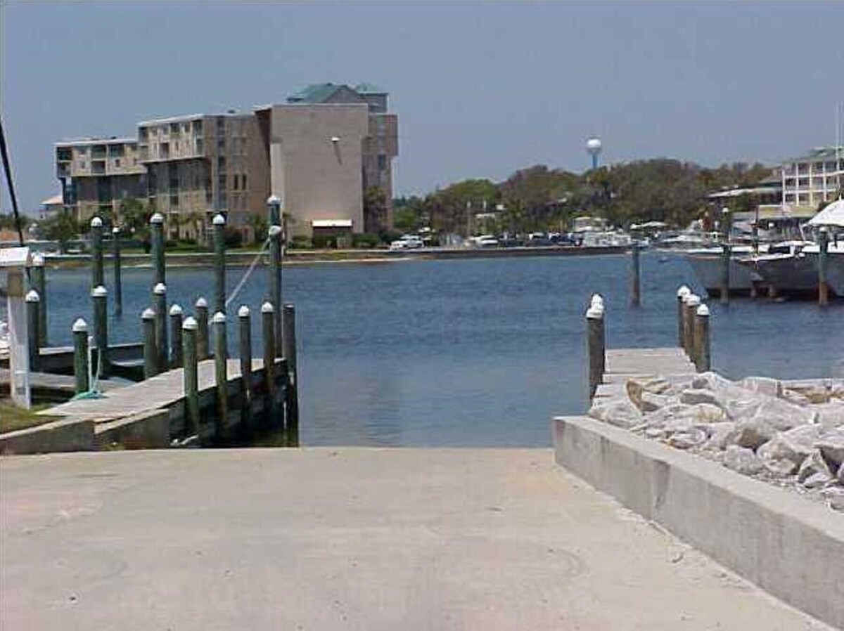 Photo 26 of Canal Front - Bring Your Boat!! Great Rates !!!