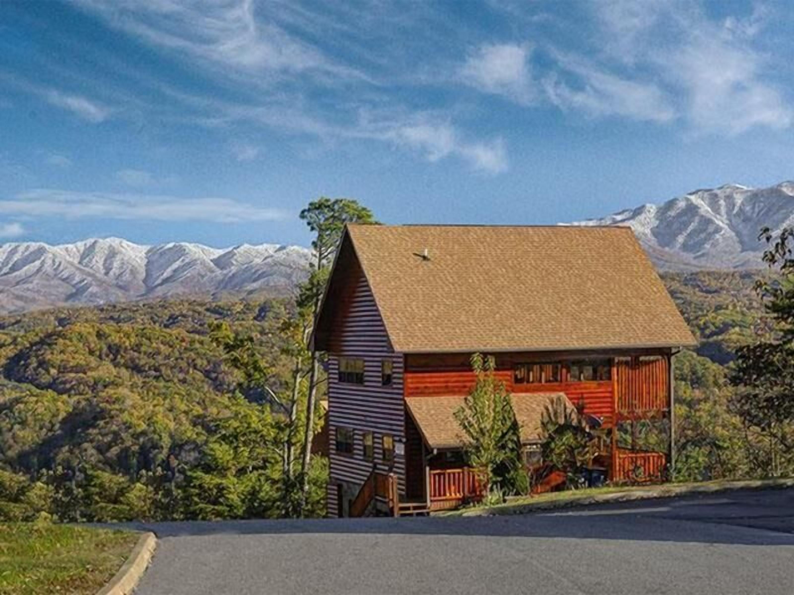 Star Light - 5 Star Cabin w/ a 5 Star Mountain View! ft. a Brand New Hot Tub!