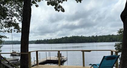 Peaceful Lakefront 3 bedroom Cottage On Quiet Forest Lake
