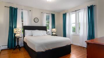 6 chambres, fer et planche à repasser, Wi-Fi, draps fournis