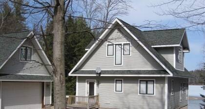 Logun's Landing, Powell Lake, Interior Update In 2014