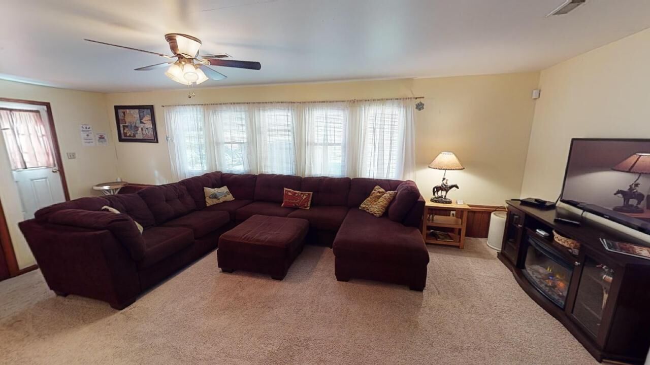 Lovely Laurel Run Cottage, Hocking Hills, Hot Tub