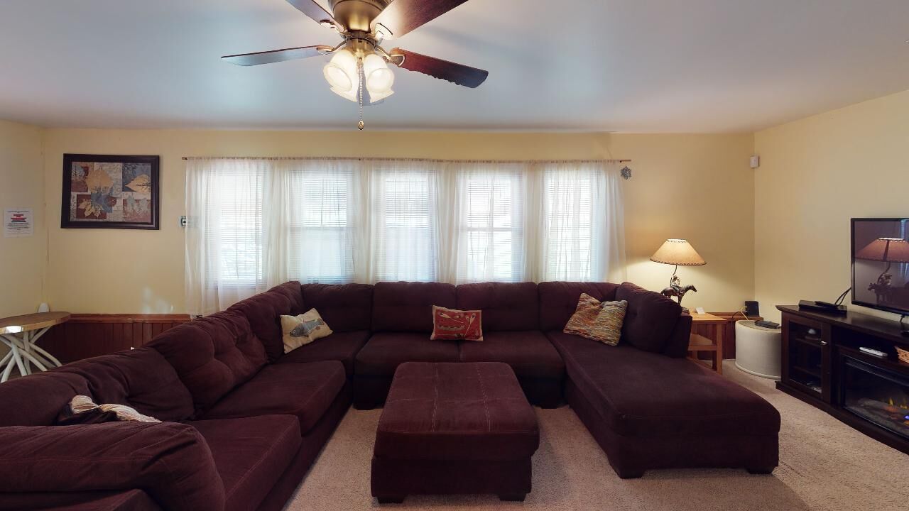 Lovely Laurel Run Cottage, Hocking Hills, Hot Tub