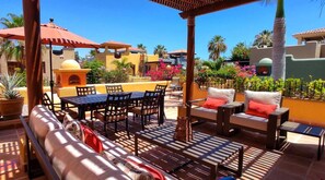 Outdoor dining - Beautiful and Cozy  Home in Loreto Bay, close from pool and wine bar (Loreto)