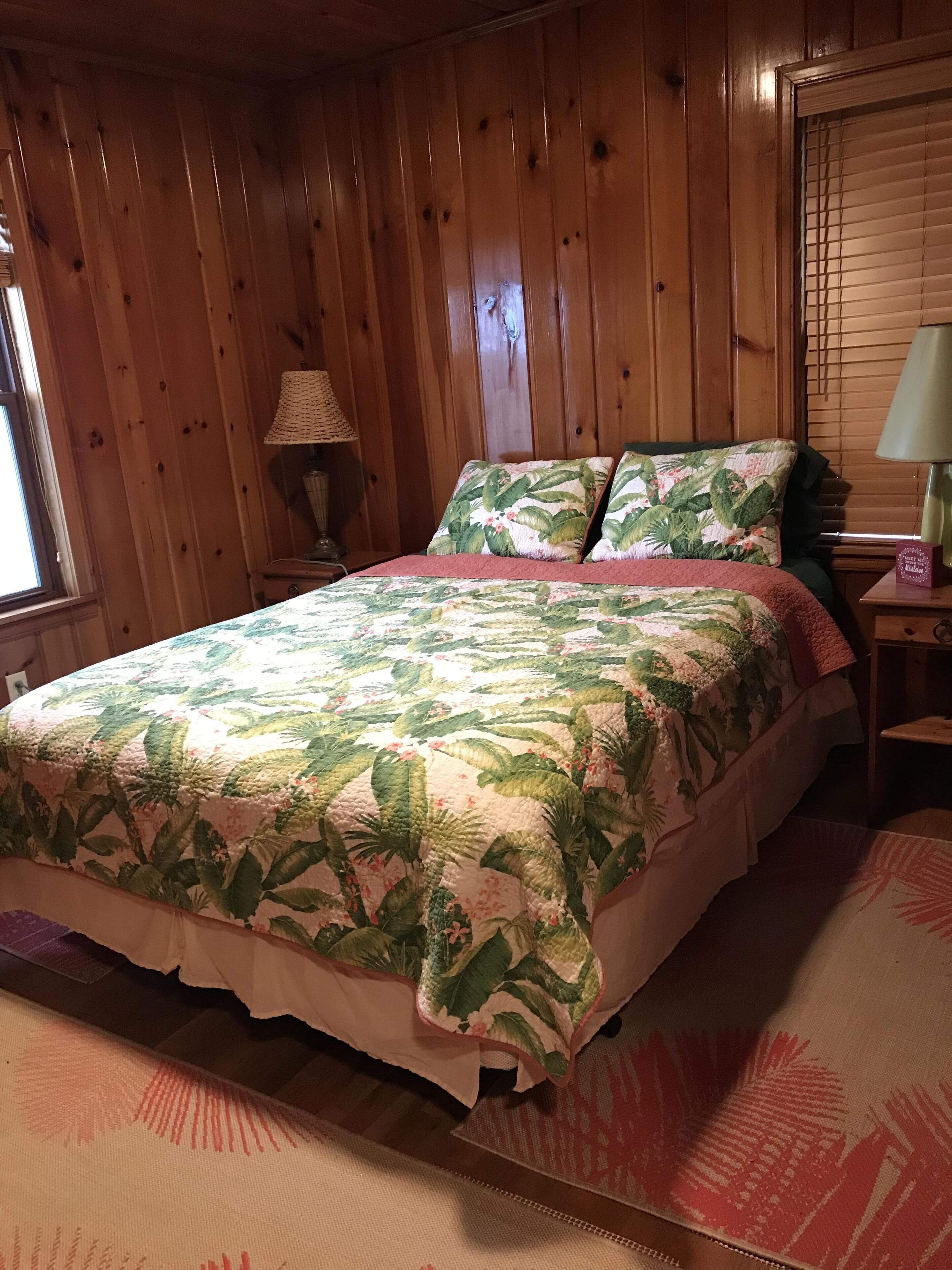 Sand Point North Shore Cottage,  Lake Huron