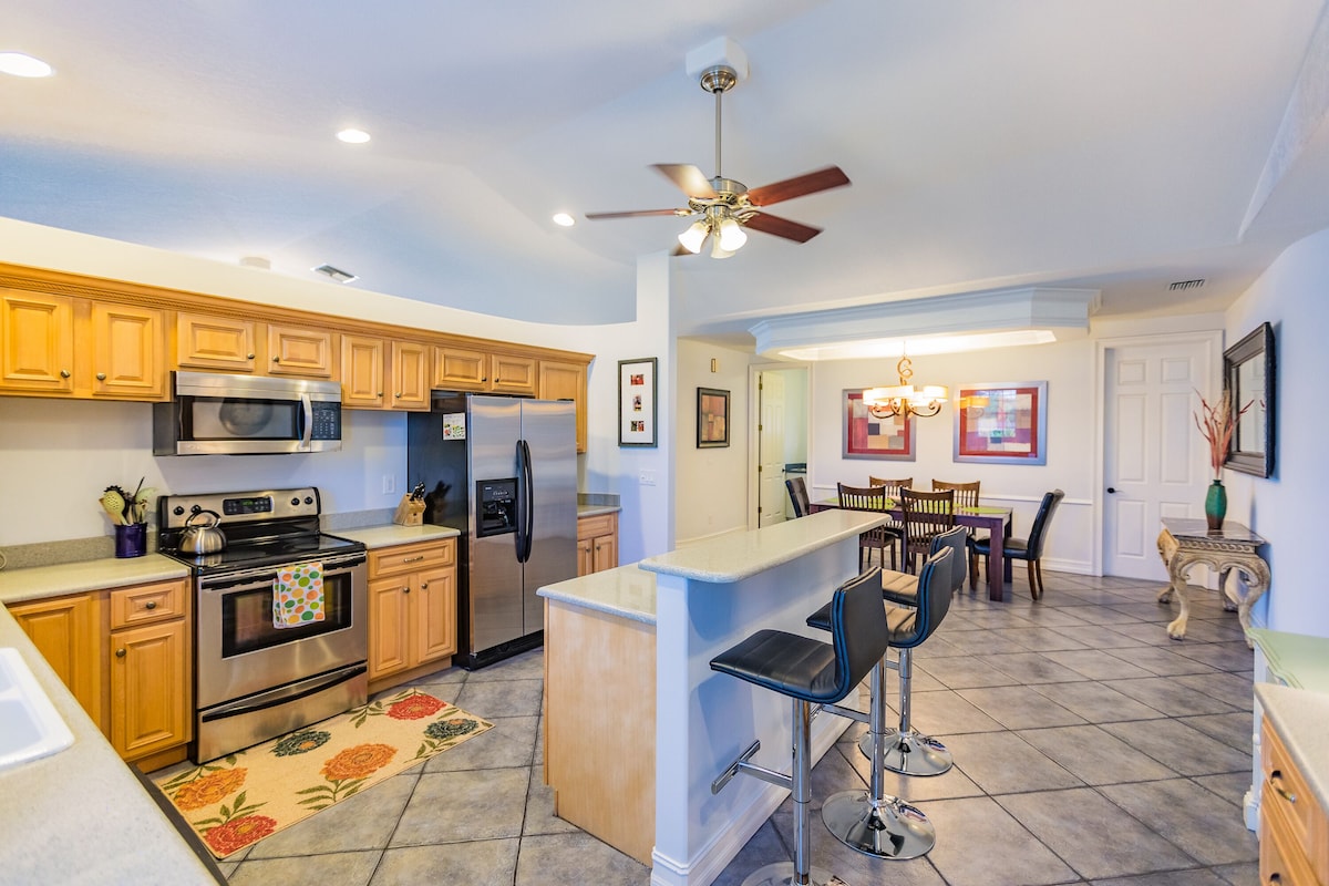 Photo 4 of Spacious & Luxurious.. Walk to beach..New Heated Pool