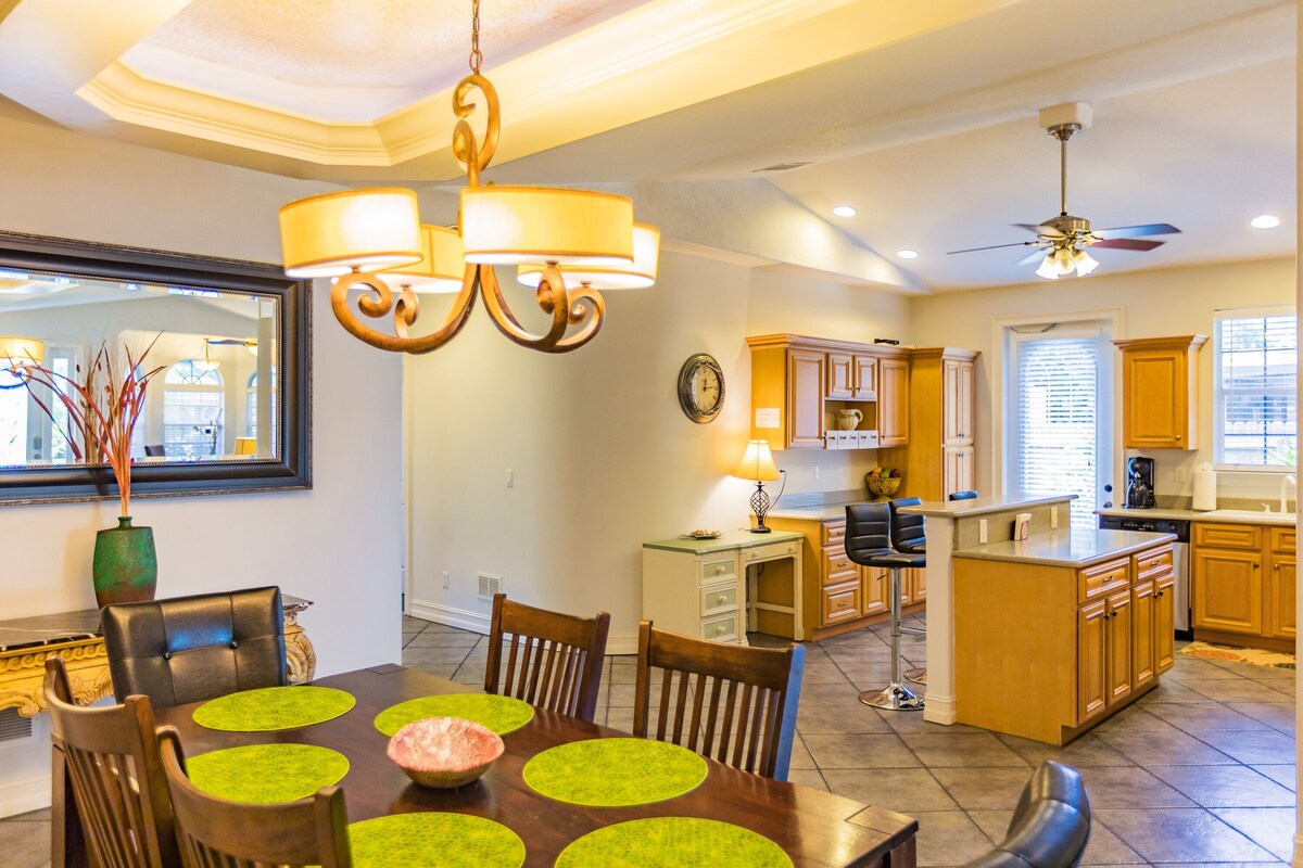 Photo 7 of Spacious & Luxurious.. Walk to beach..New Heated Pool