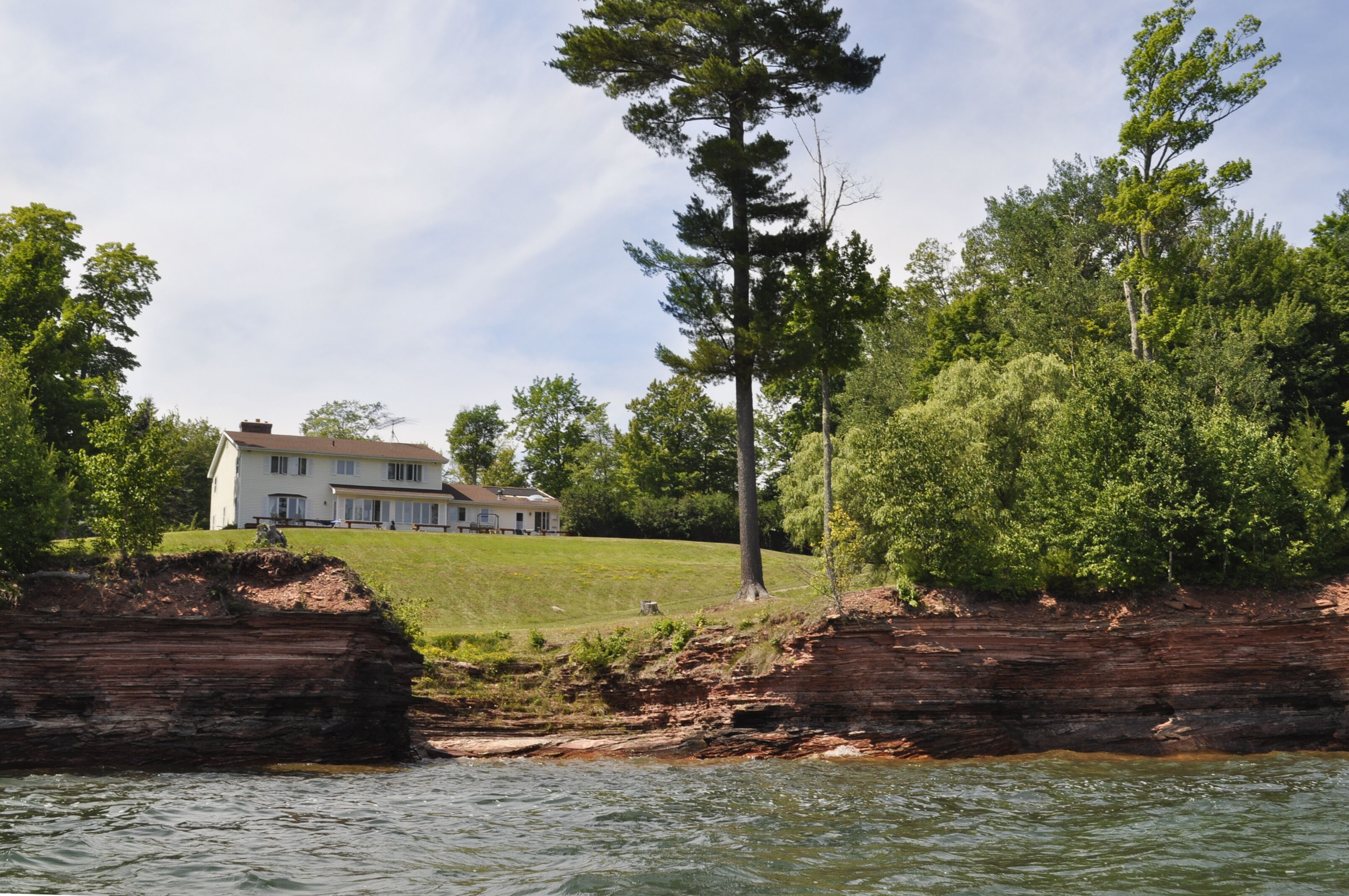 View of Majestic Keweenaw Bay, Sauna, Hot tub, Swimming Pool,  & More!!