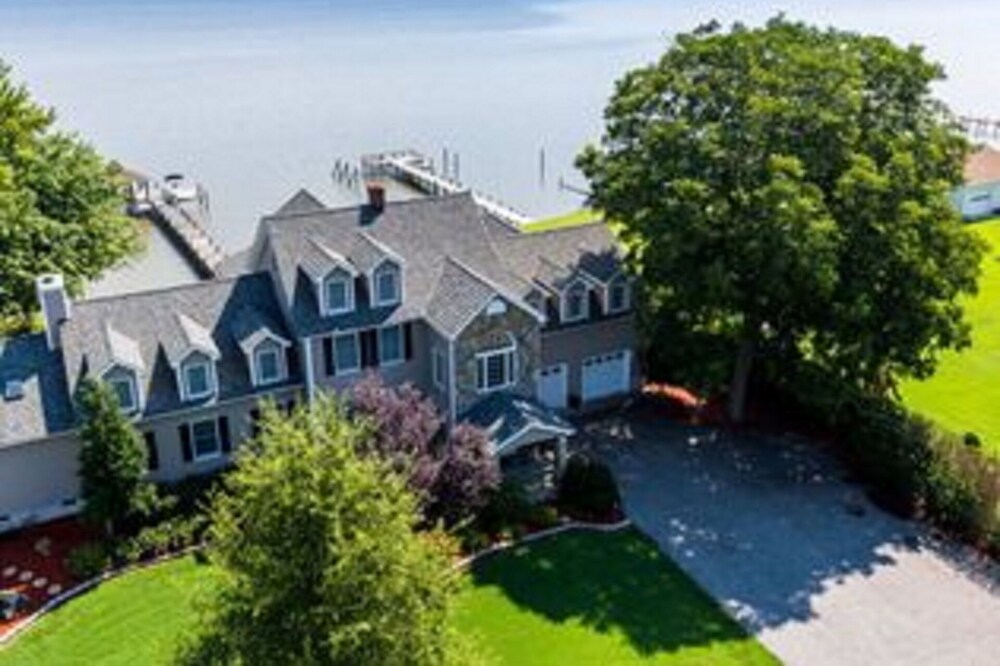 Eastern Virginia's Premier Vacation Escape